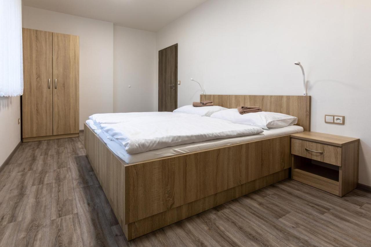 Apartmany Za Dvorem Velké Pavlovice Exterior photo